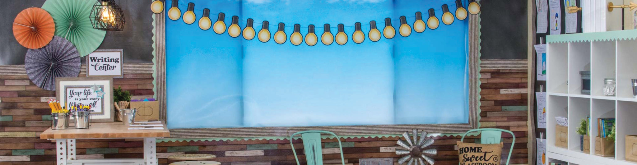 Themed Paper Accents